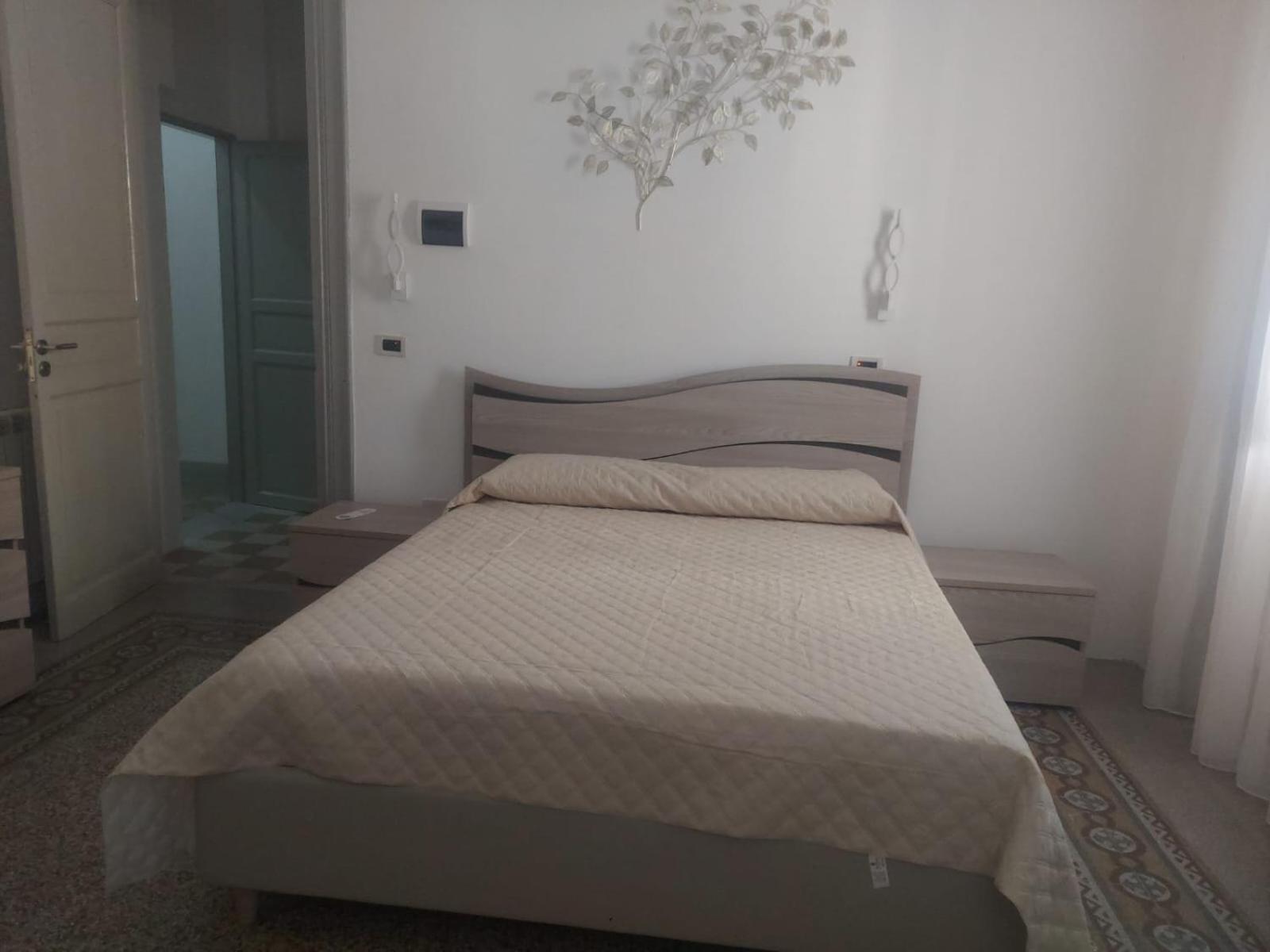 Guest House Lamphotel Militello Palermo Dış mekan fotoğraf