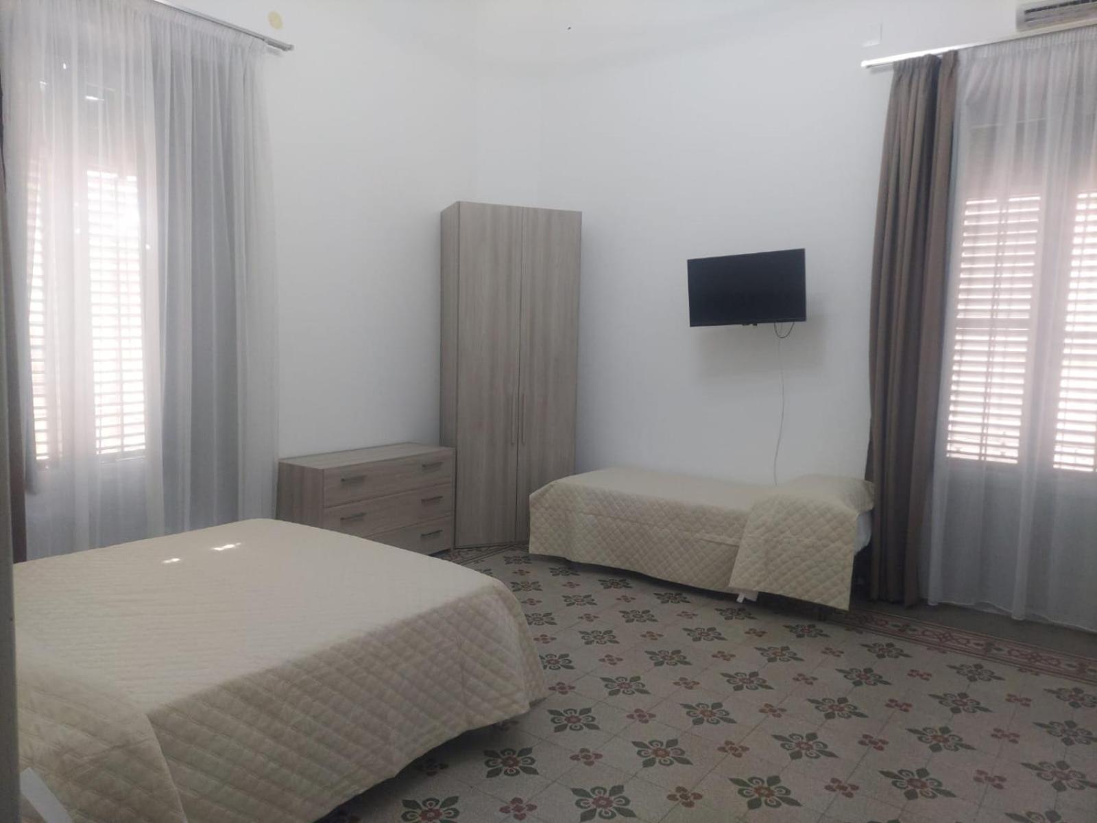 Guest House Lamphotel Militello Palermo Dış mekan fotoğraf