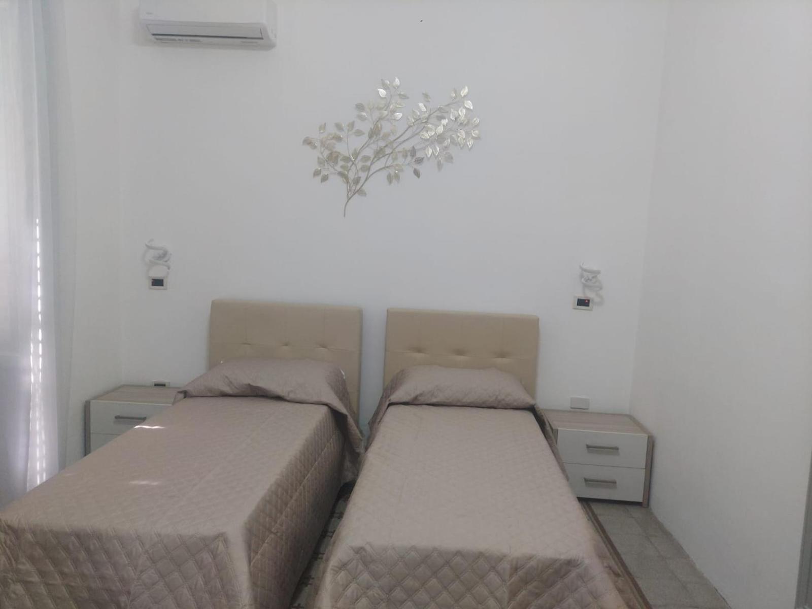 Guest House Lamphotel Militello Palermo Dış mekan fotoğraf