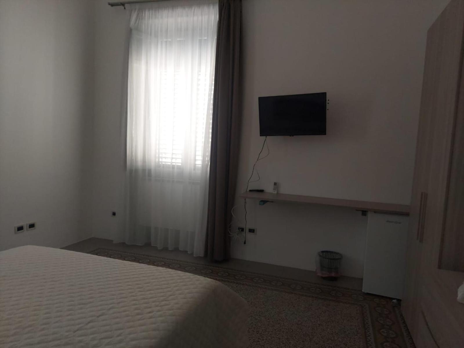 Guest House Lamphotel Militello Palermo Dış mekan fotoğraf
