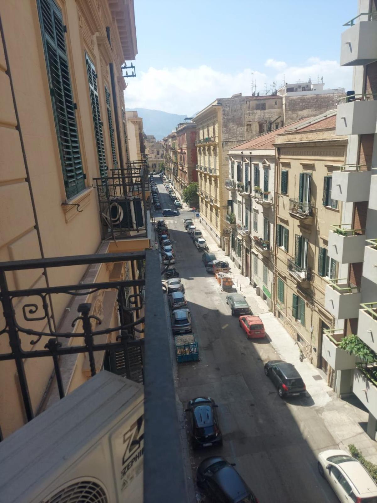 Guest House Lamphotel Militello Palermo Dış mekan fotoğraf